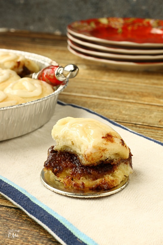 Sister Schubert's Cinnamon Roll Apart Bread via callmepmc.com Sister Schubert\'s Cinnamon Roll Apart Breadf